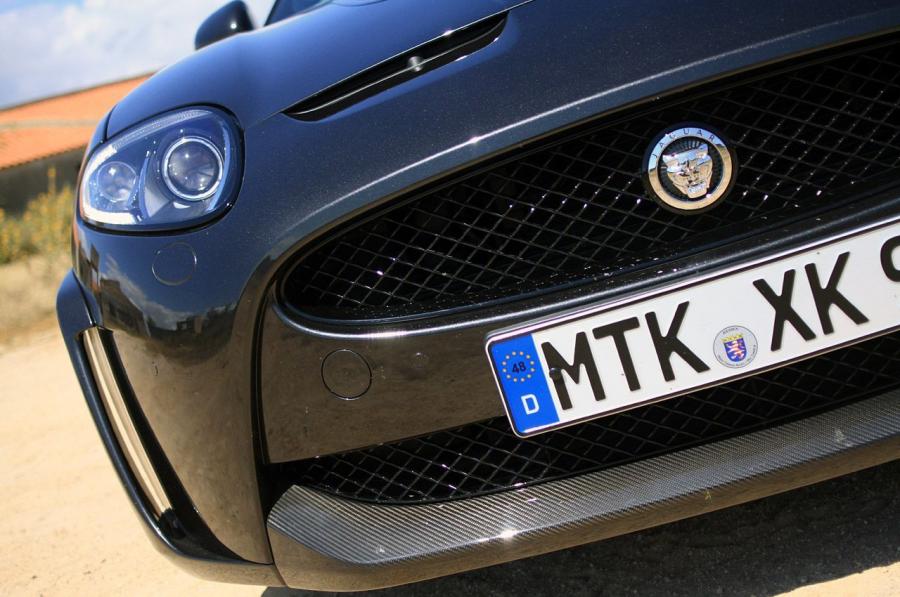  Jaguar XKR-S 2012 года  (фото 45 из 82)